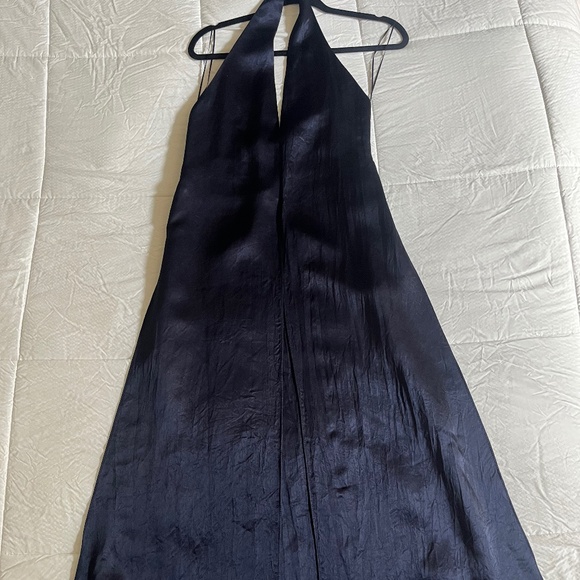 Dress - Picture 1 of 7